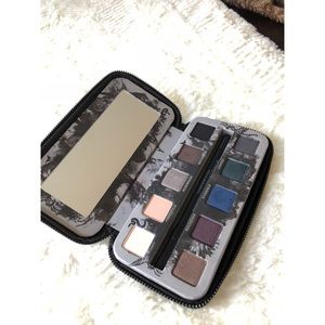 Urban Decay Palette🖤BEST OFFER